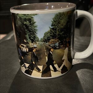 The Beatles Abbey Road Mug - Multicolor Design